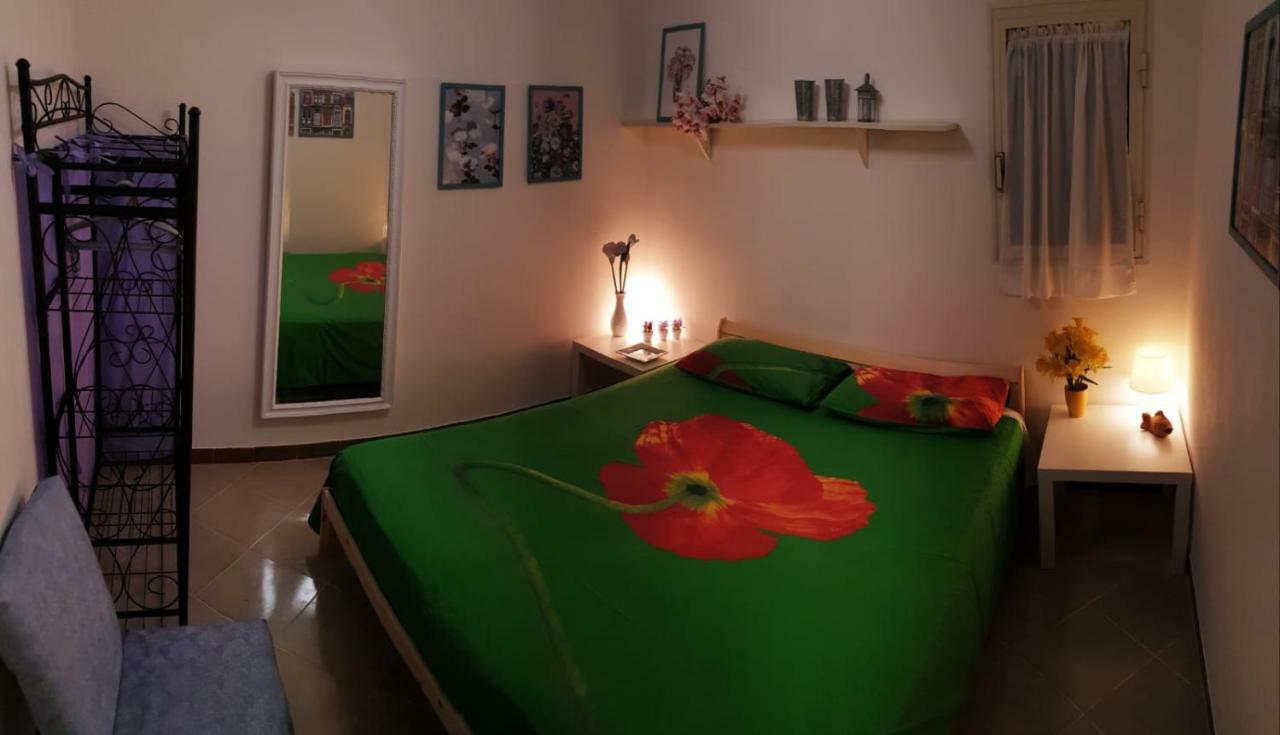 Casa Vacanze Robinson Villa อาโวลา ภายนอก รูปภาพ